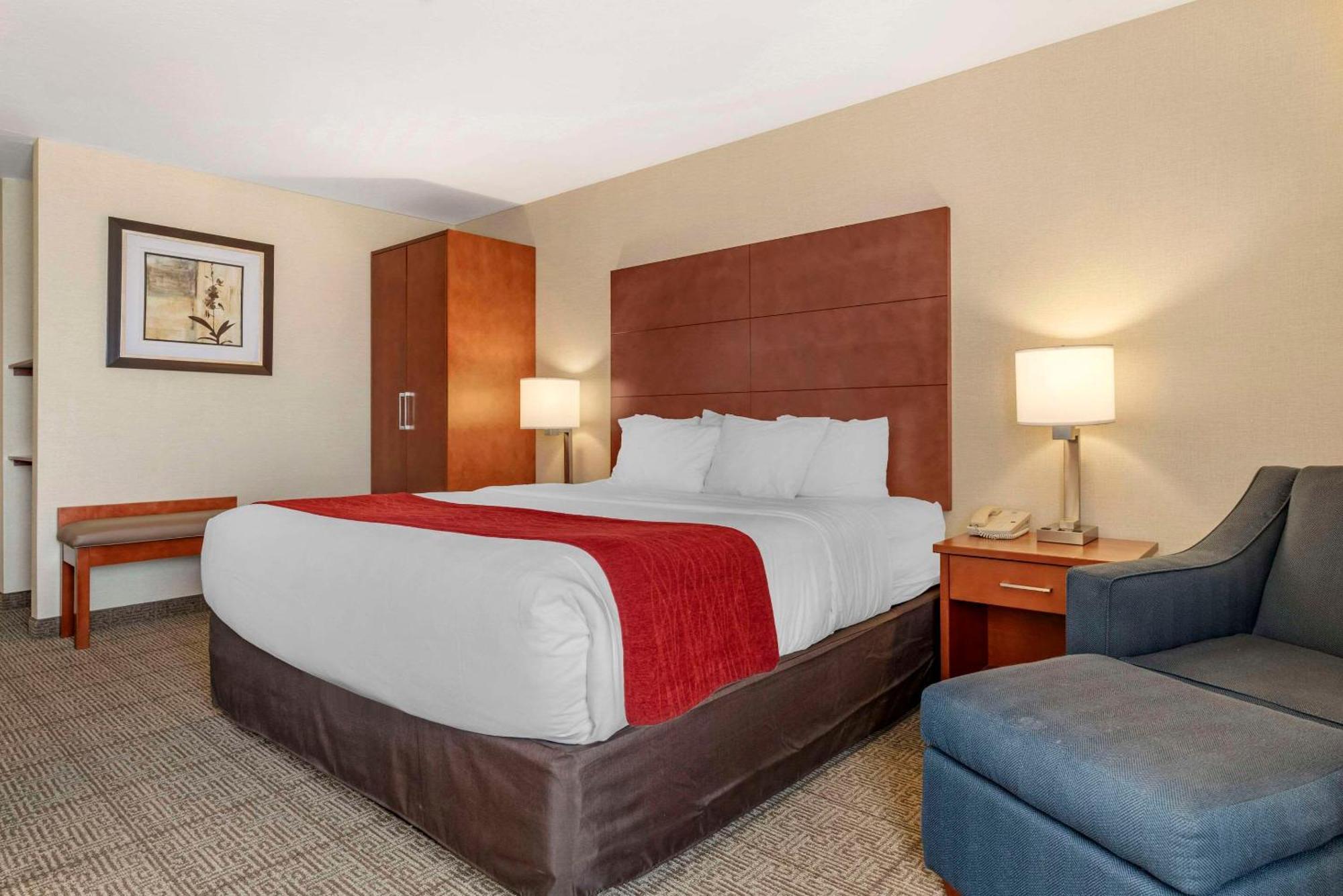 Comfort Inn & Suites Near Fallon Naval Air Station Exterior foto