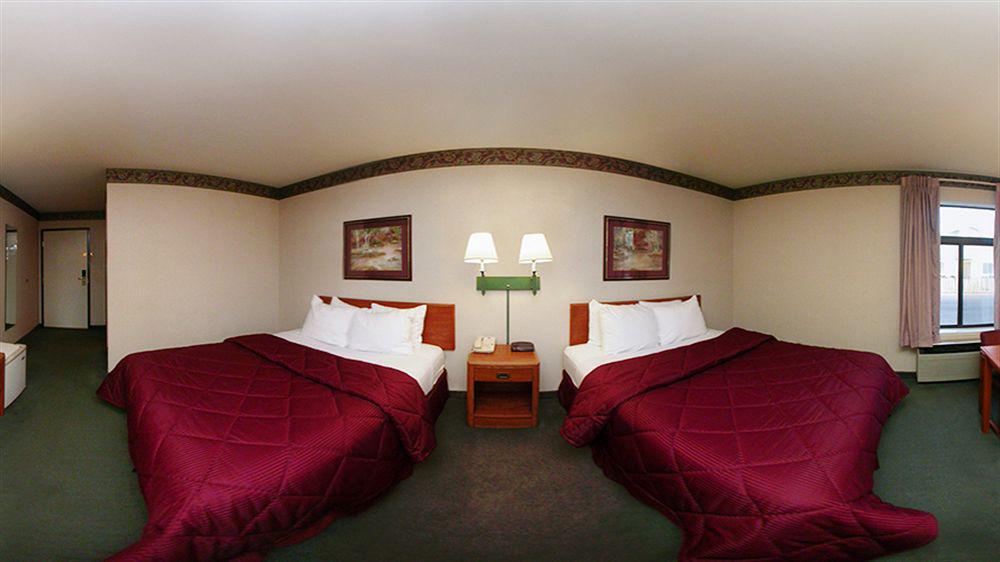 Comfort Inn & Suites Near Fallon Naval Air Station Exterior foto